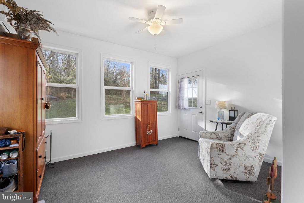 605 ARTISAN WAY