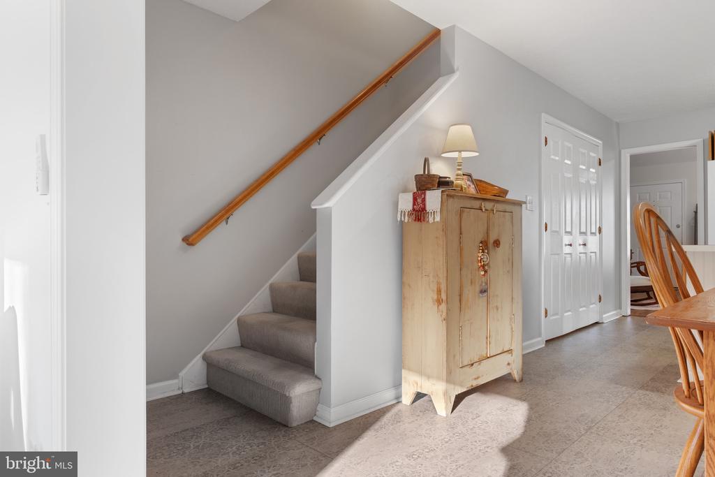 605 ARTISAN WAY