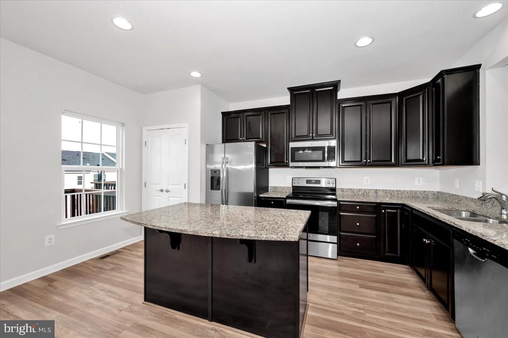 105 MONTREAL WAY