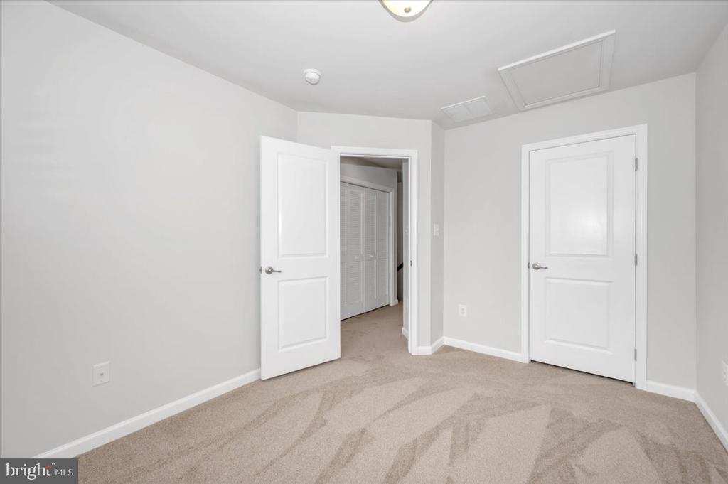 105 MONTREAL WAY