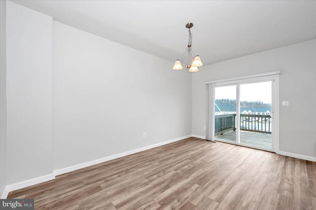 105 MONTREAL WAY