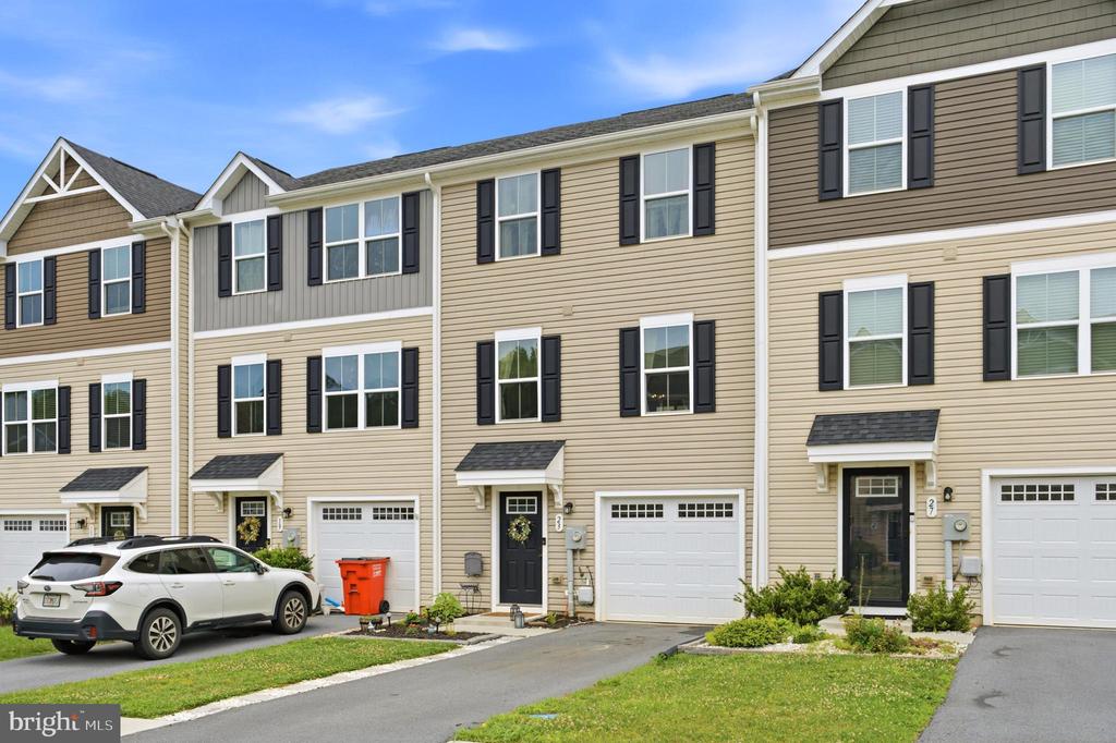 23 WIGGLES COURT