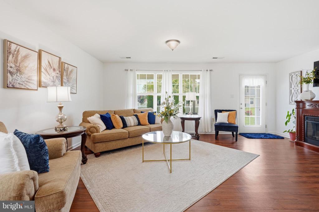33 CHENNAULT TRAIL