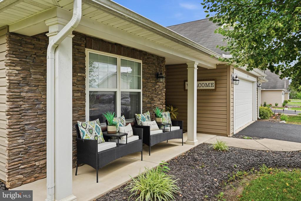 33 CHENNAULT TRAIL
