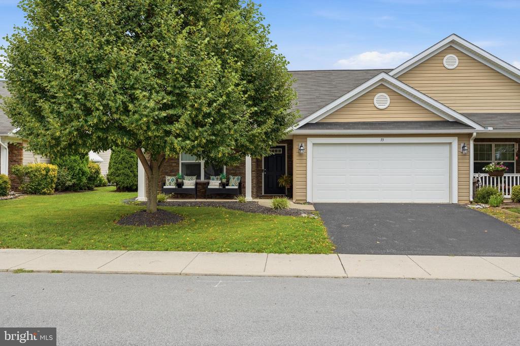 33 CHENNAULT TRAIL