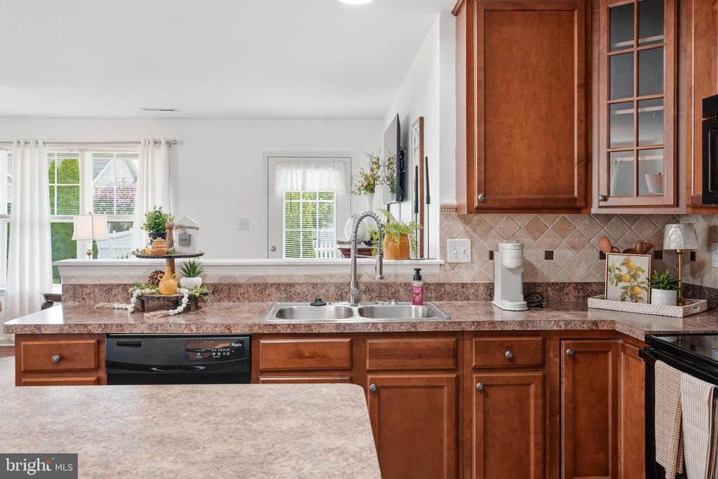 33 CHENNAULT TRAIL