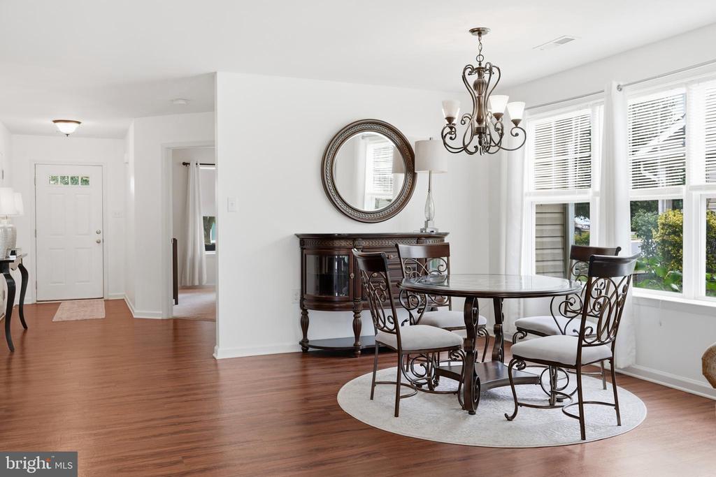 33 CHENNAULT TRAIL
