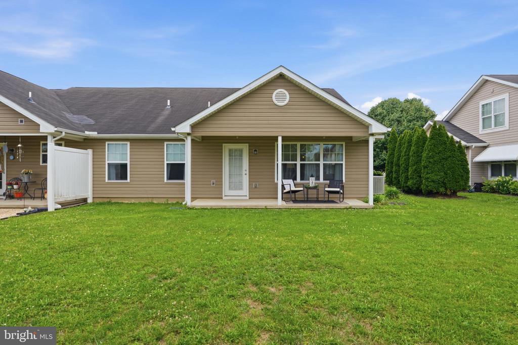 33 CHENNAULT TRAIL