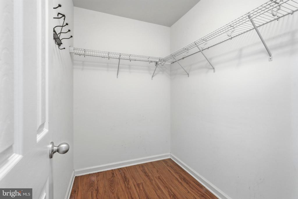 33 CHENNAULT TRAIL