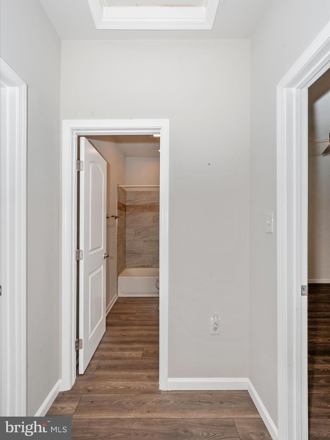 193 Scarlet Oak Dr.