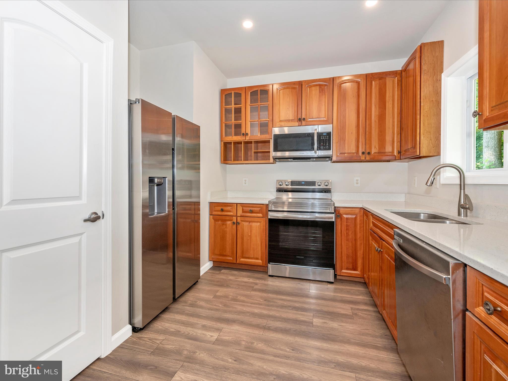 193 Scarlet Oak Dr.