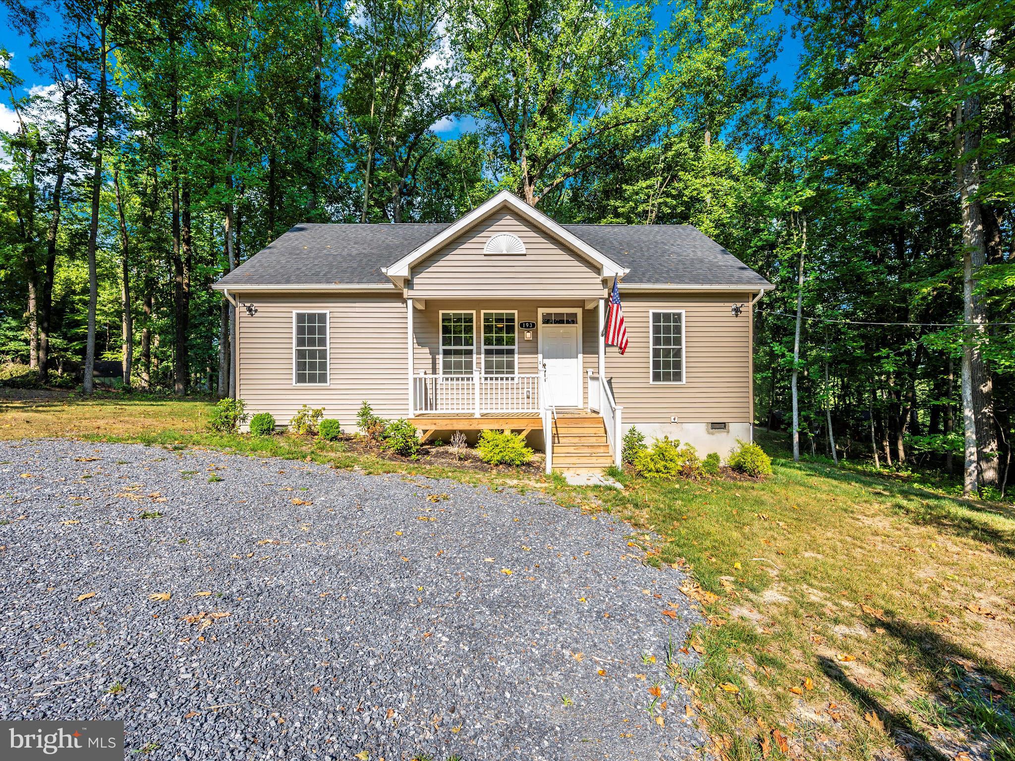 193 Scarlet Oak Dr.