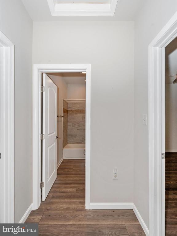 193 Scarlet Oak Dr.