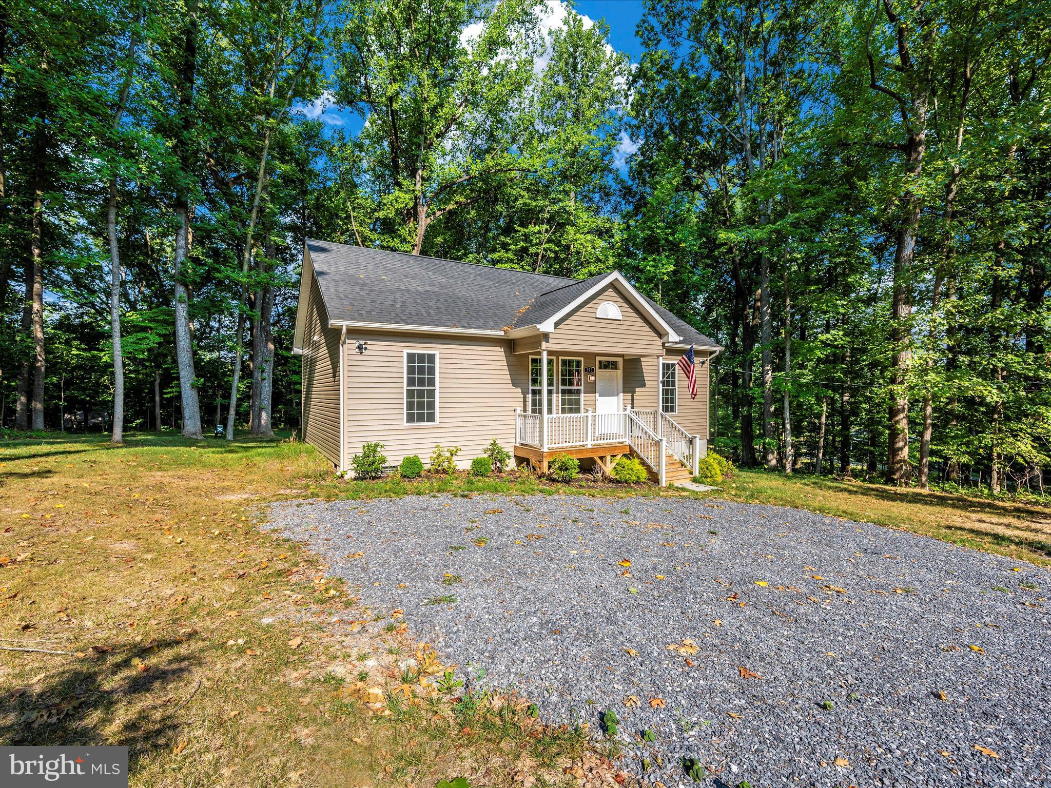 193 Scarlet Oak Dr.