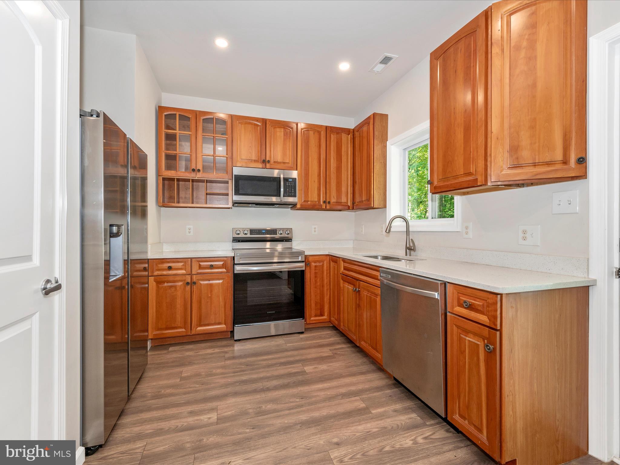 193 Scarlet Oak Dr.