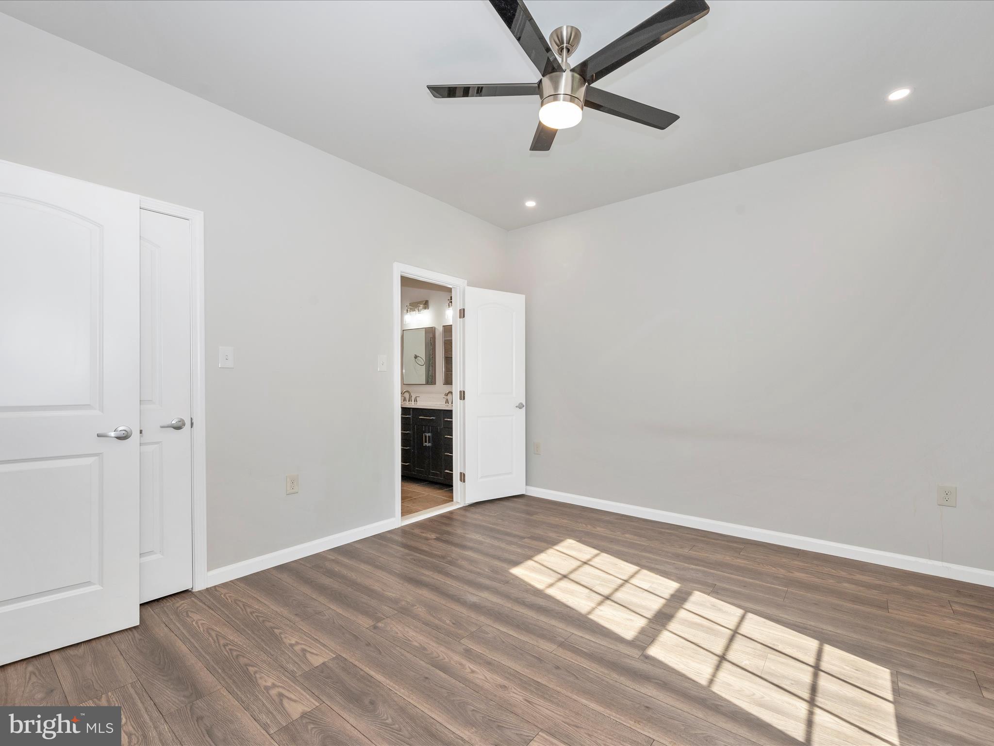 193 Scarlet Oak Dr.