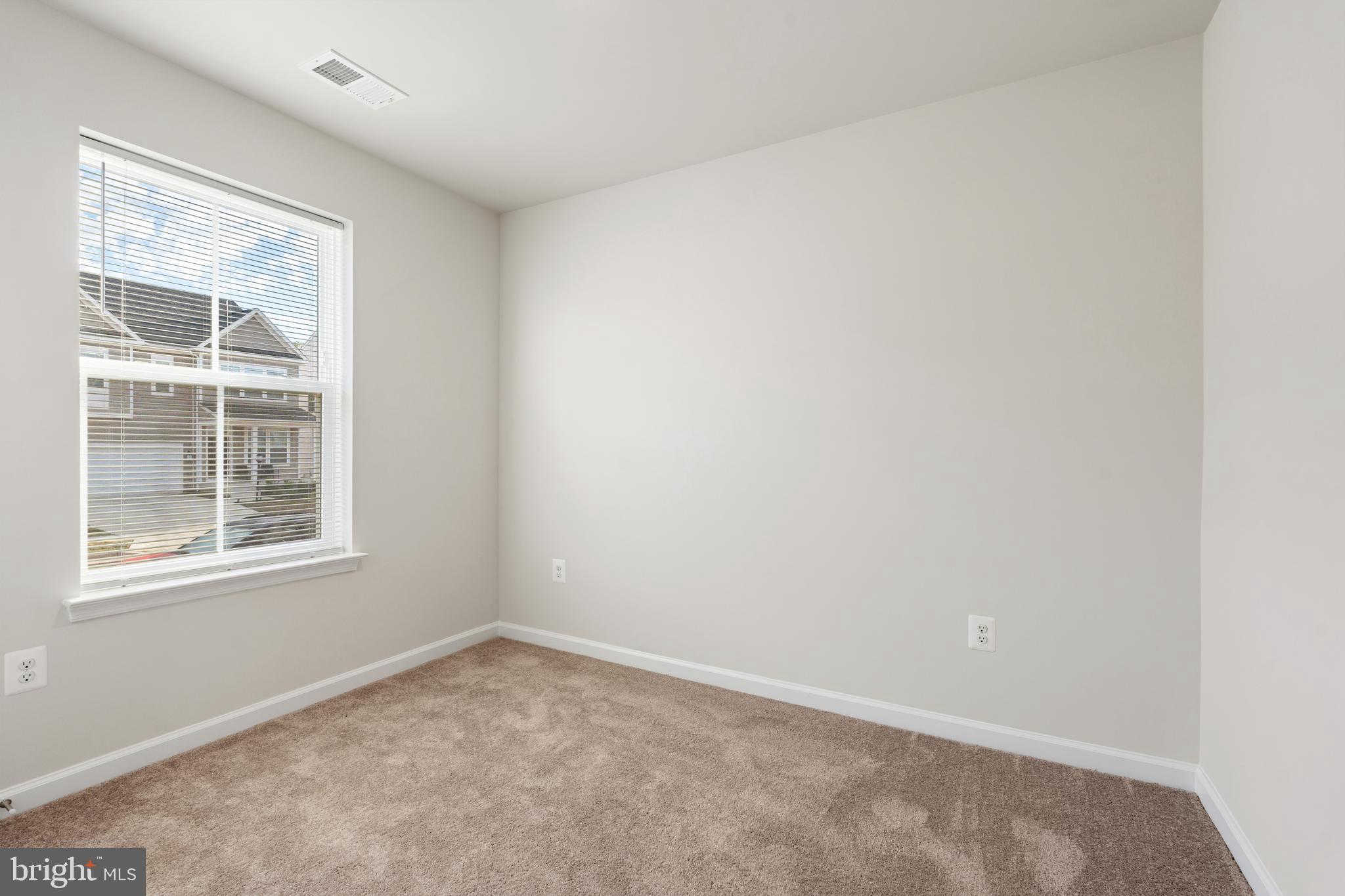 271 SANDY BOTTOM CIRCLE