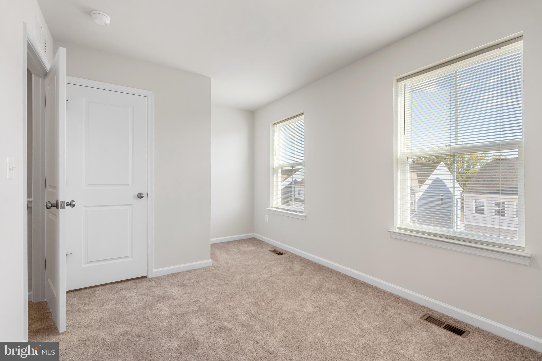 271 SANDY BOTTOM CIRCLE