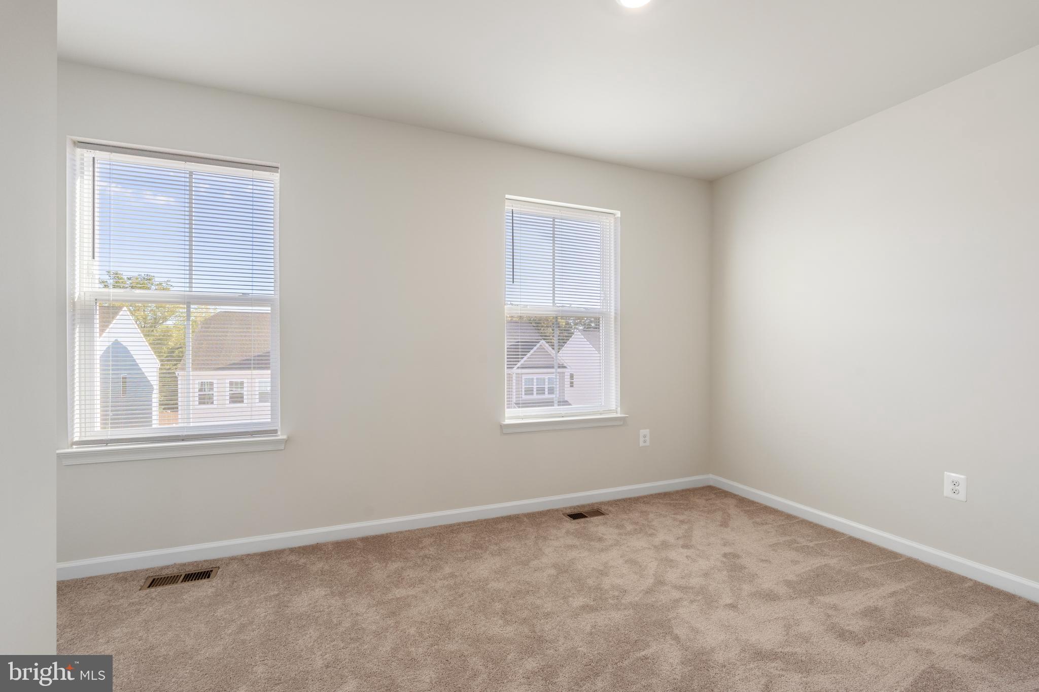 271 SANDY BOTTOM CIRCLE