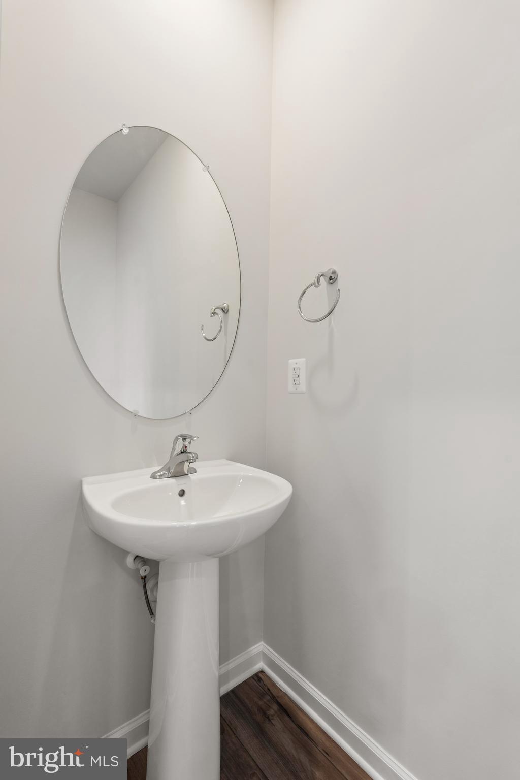 271 SANDY BOTTOM CIRCLE