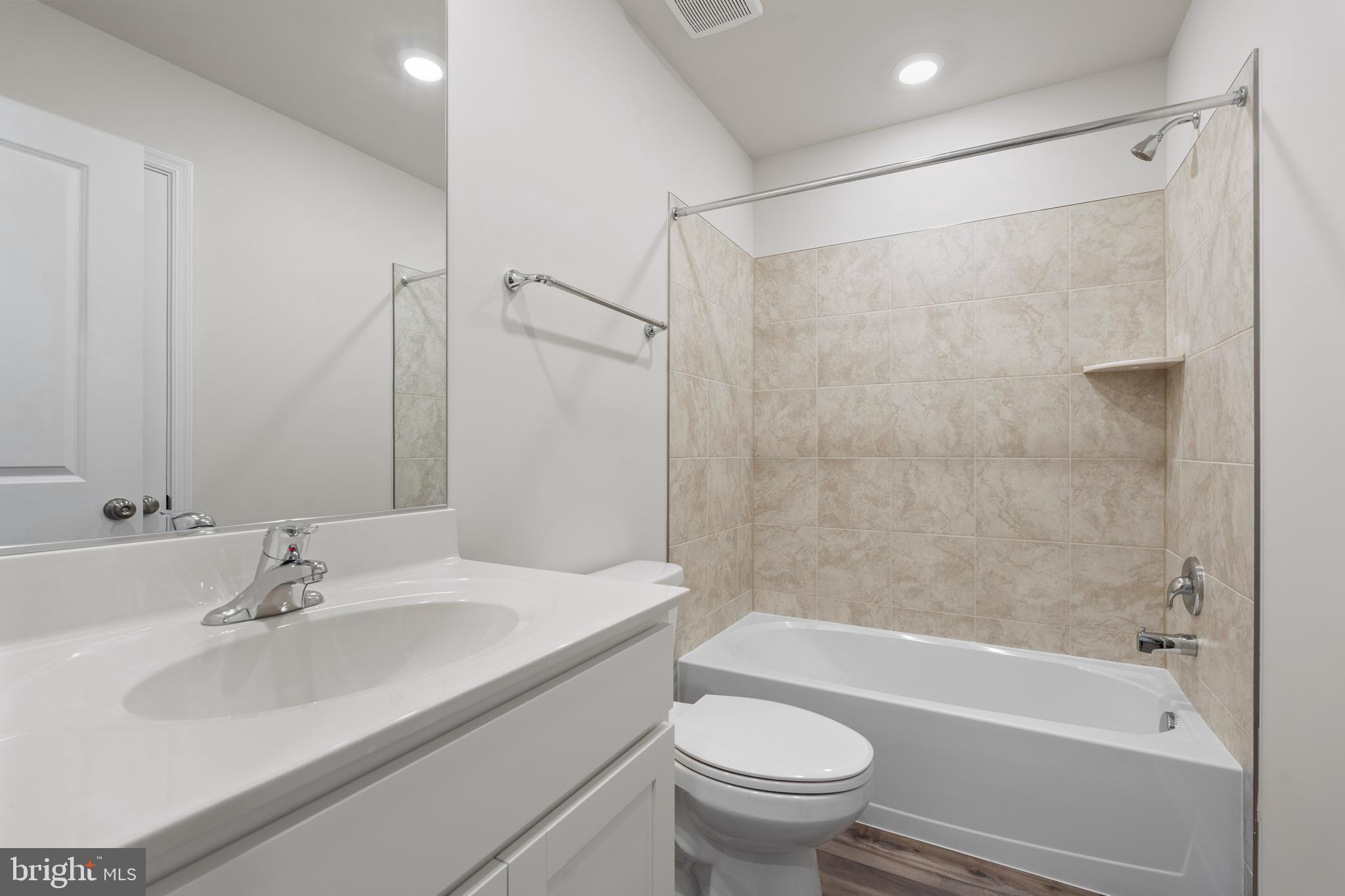 271 SANDY BOTTOM CIRCLE