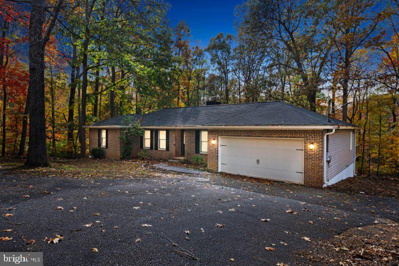 315 LOWER CLUBHOUSE DRIVE