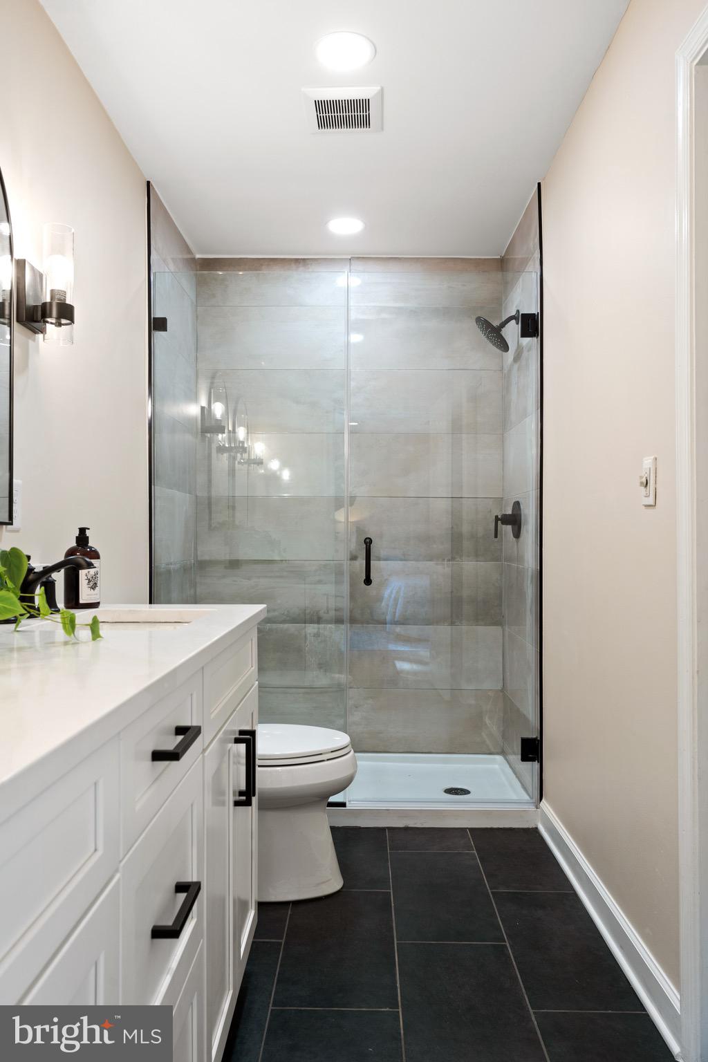 315 LOWER CLUBHOUSE DRIVE