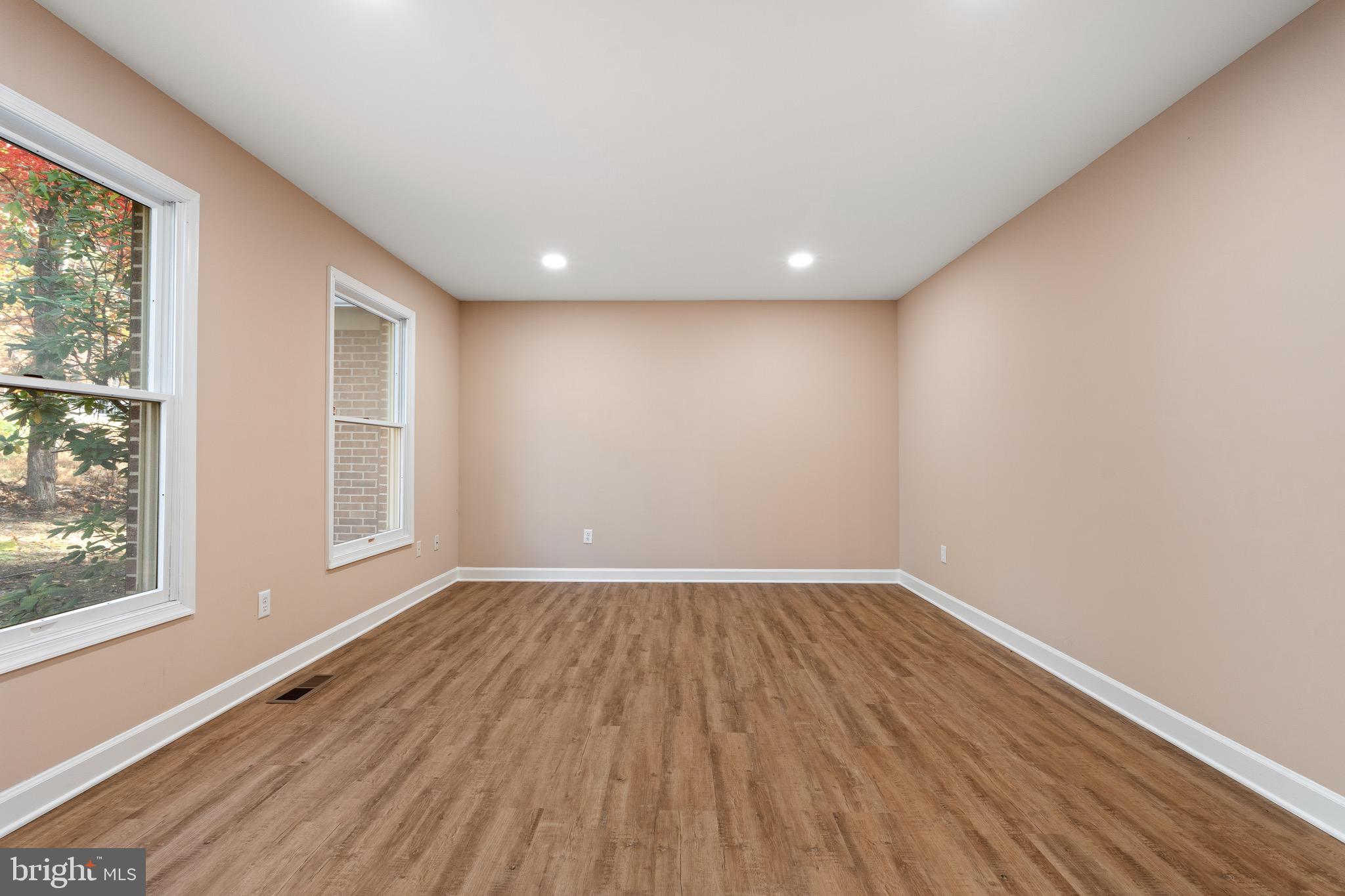 315 LOWER CLUBHOUSE DRIVE