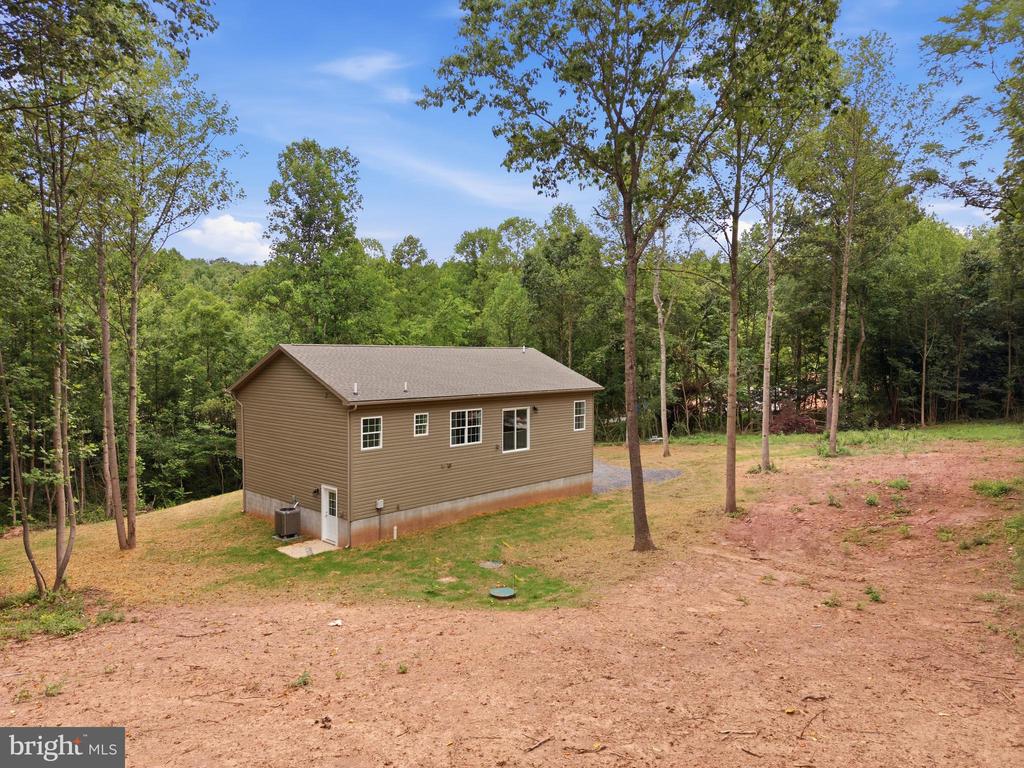 131 TRIUMPH LN.