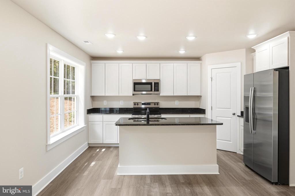 131 TRIUMPH LN.