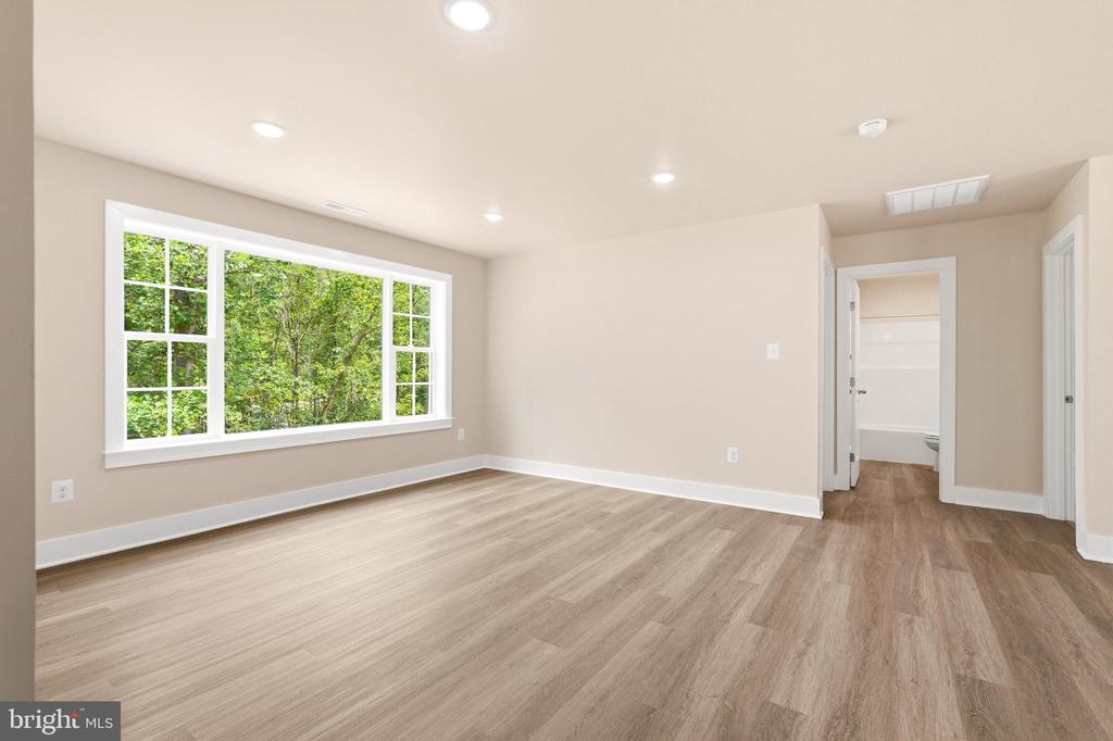 131 TRIUMPH LN.