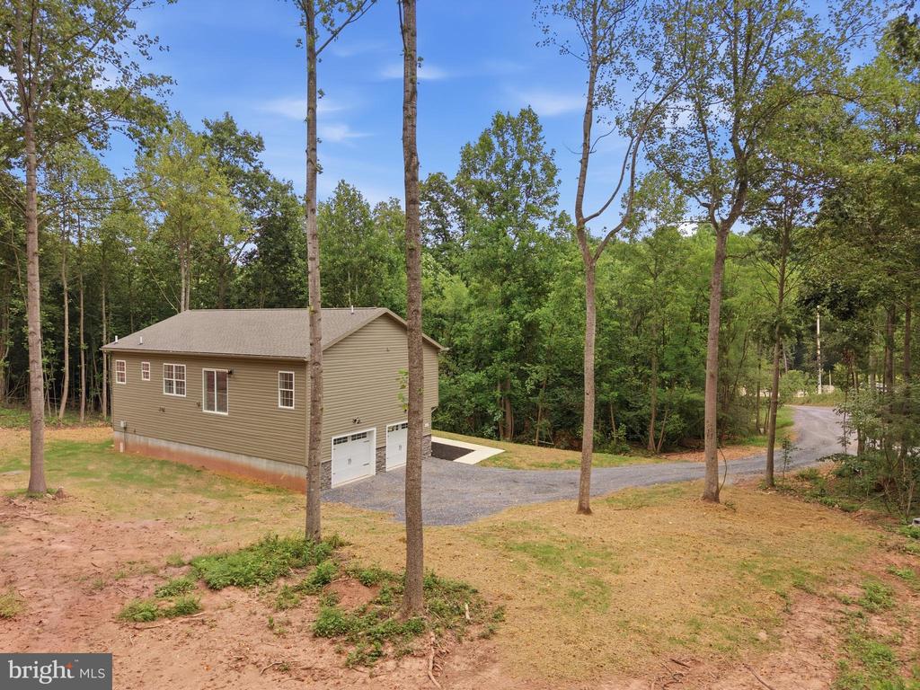 131 TRIUMPH LN.
