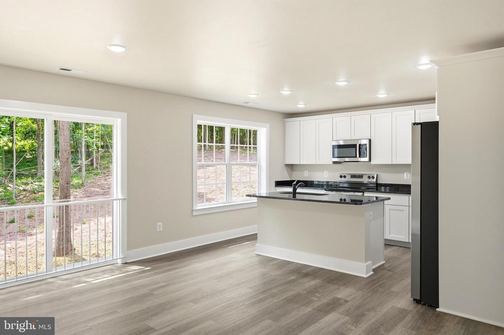 131 TRIUMPH LN.