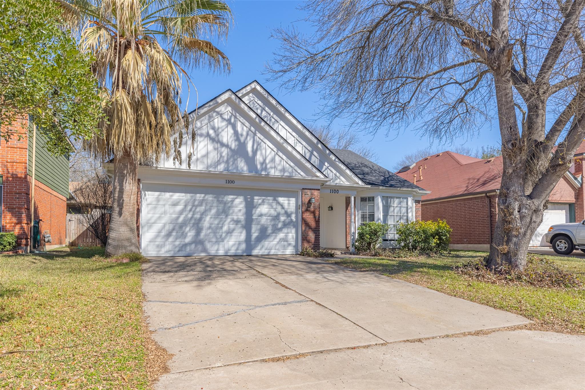 1100 Briargate DR
