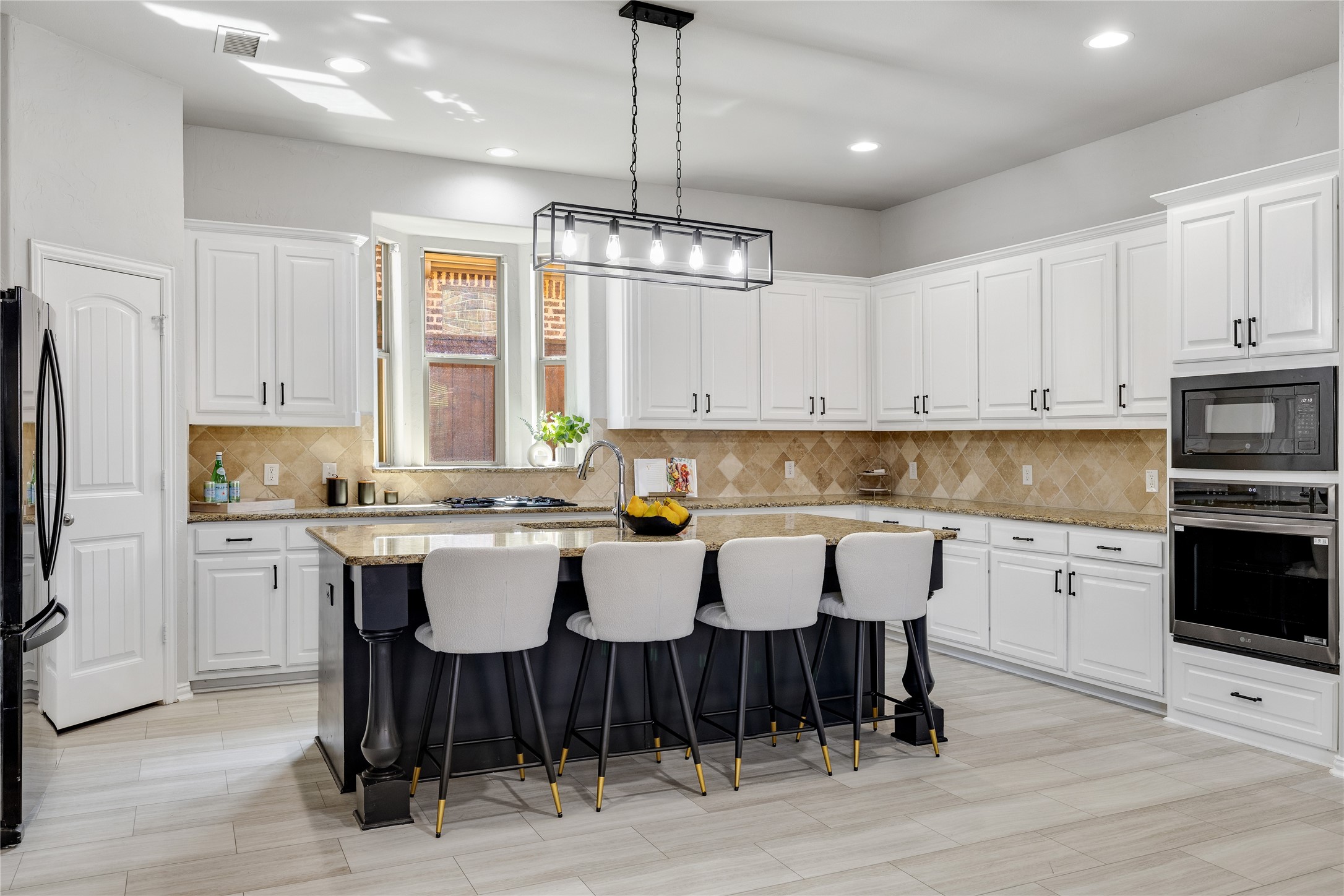 3031 Bainbridge Lane