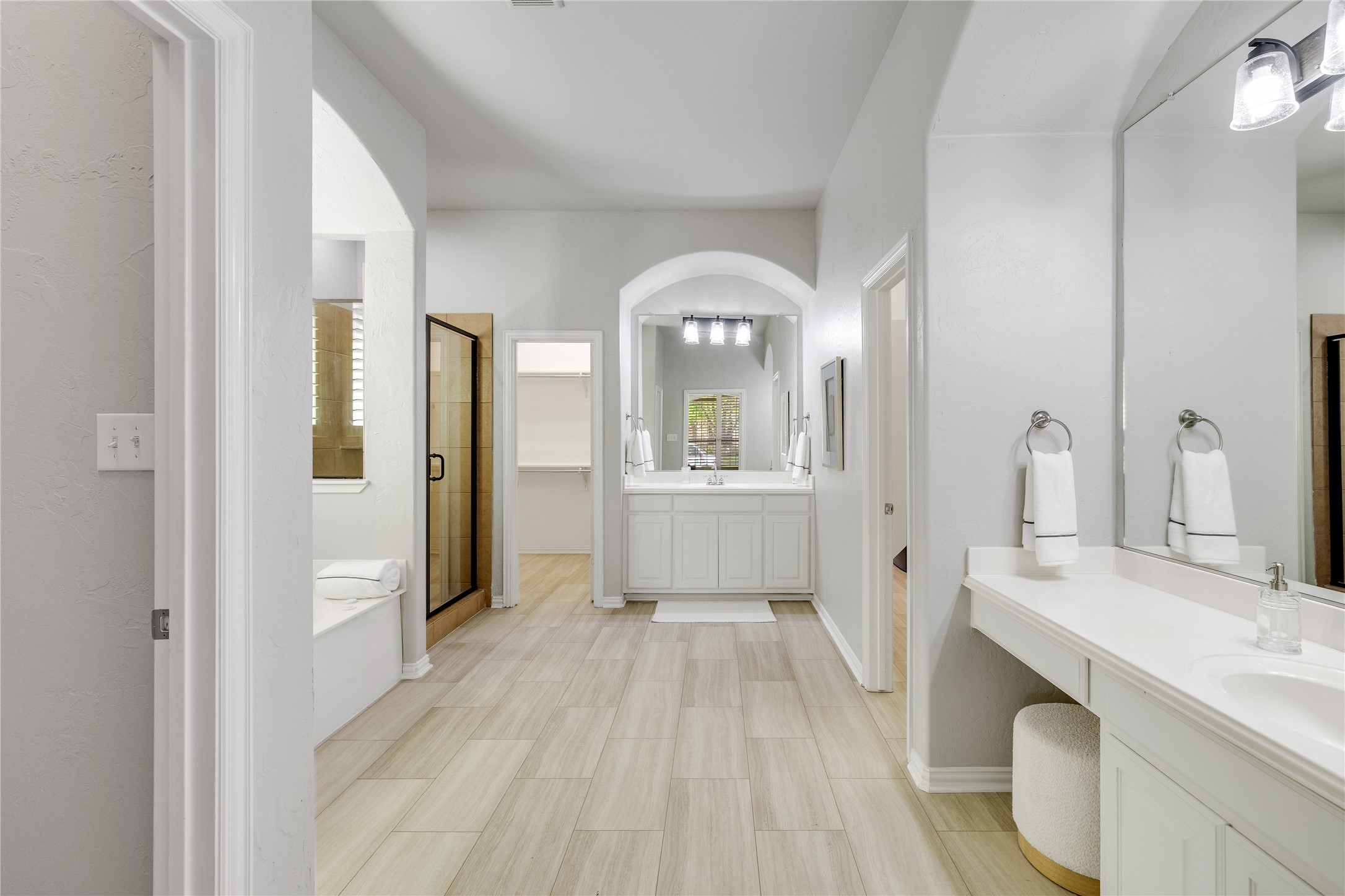 3031 Bainbridge Lane