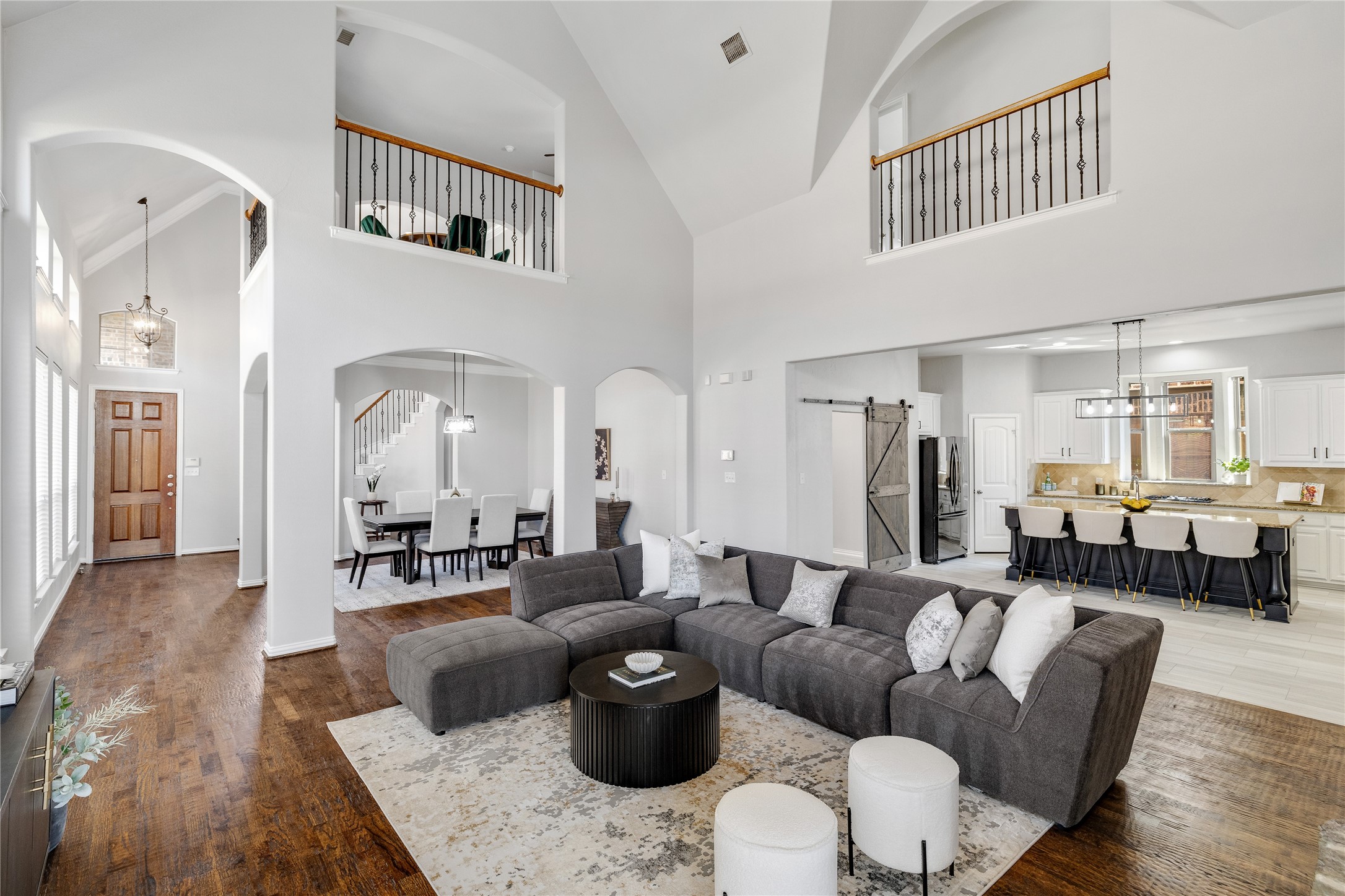 3031 Bainbridge Lane