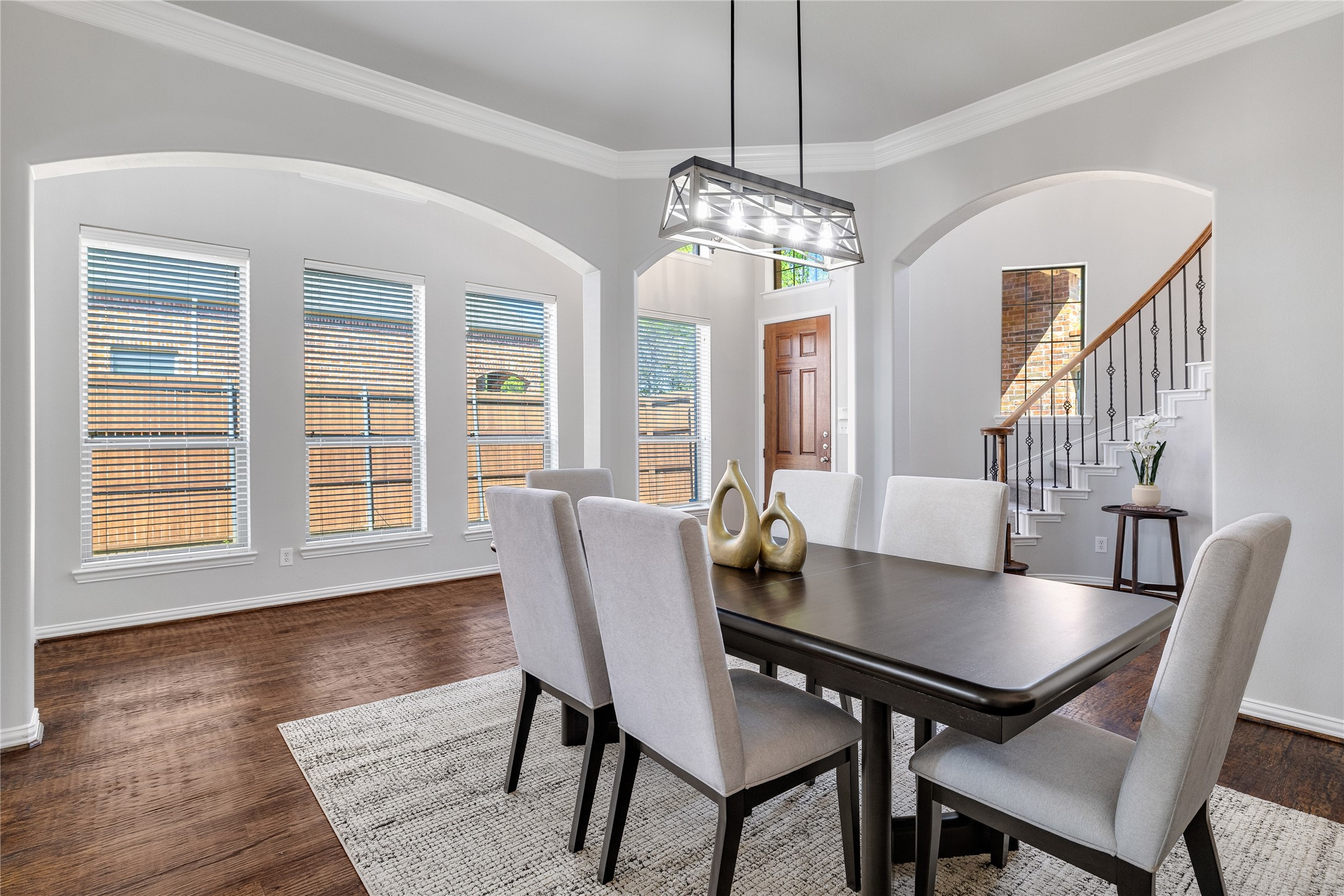 3031 Bainbridge Lane