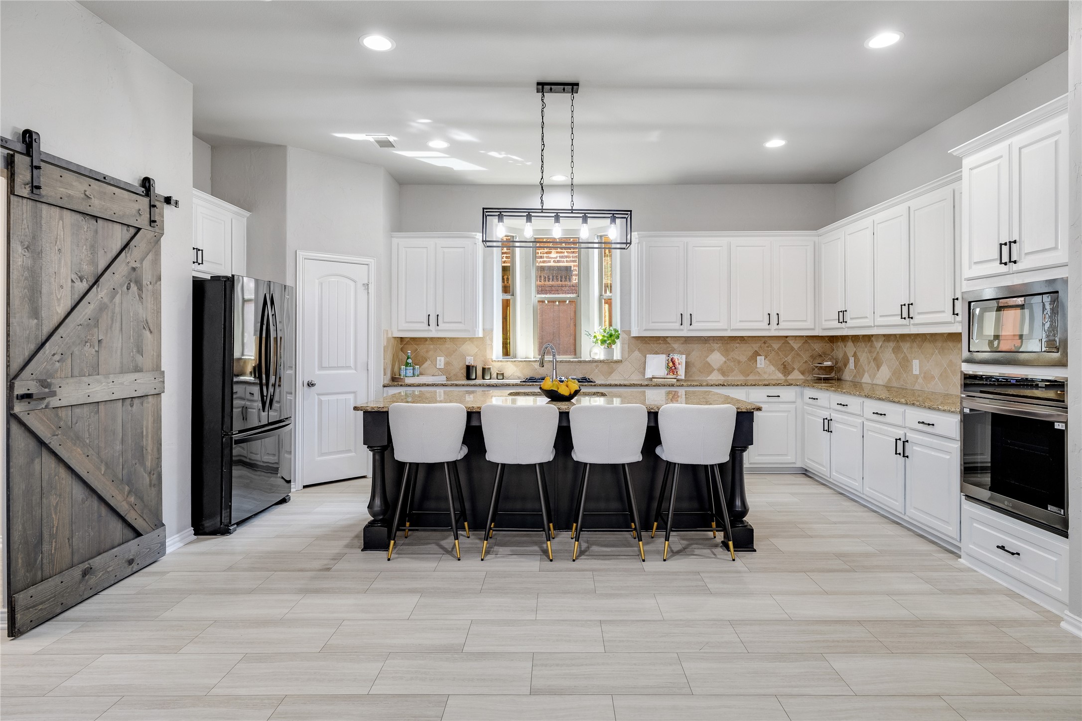 3031 Bainbridge Lane