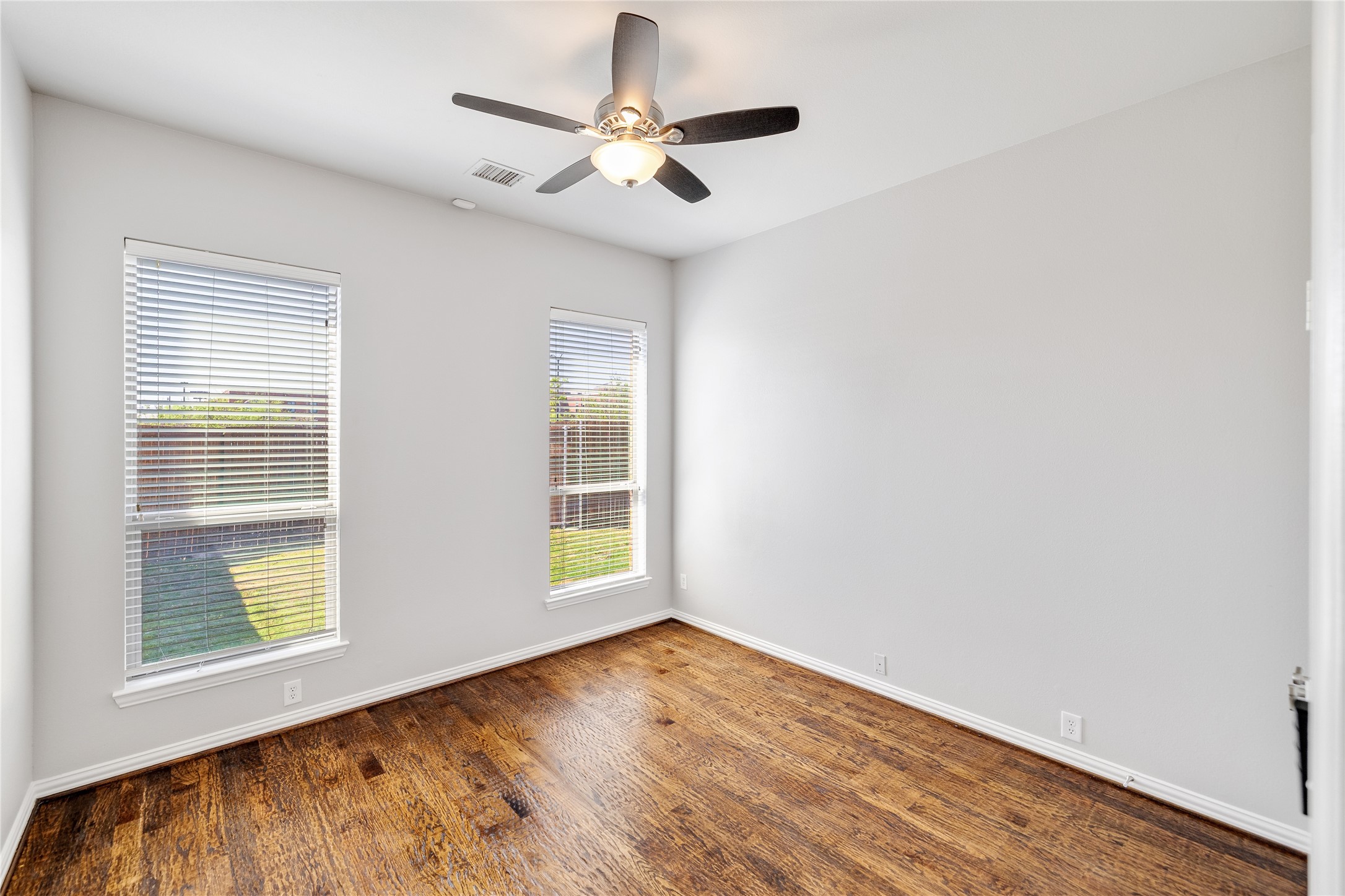 3031 Bainbridge Lane