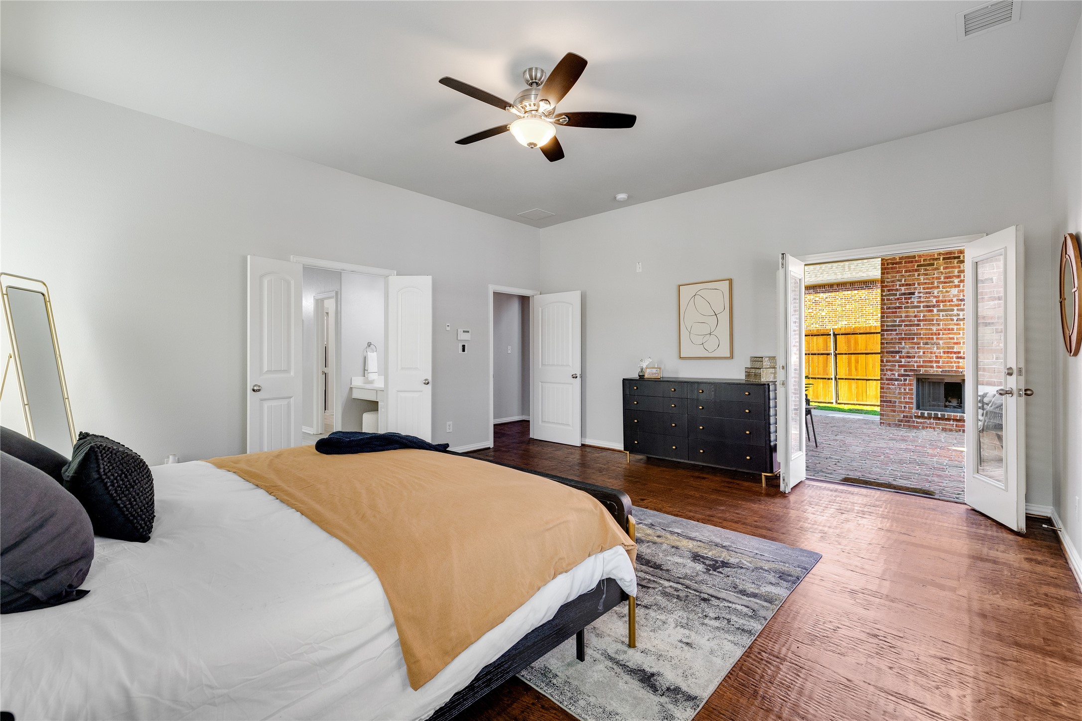 3031 Bainbridge Lane