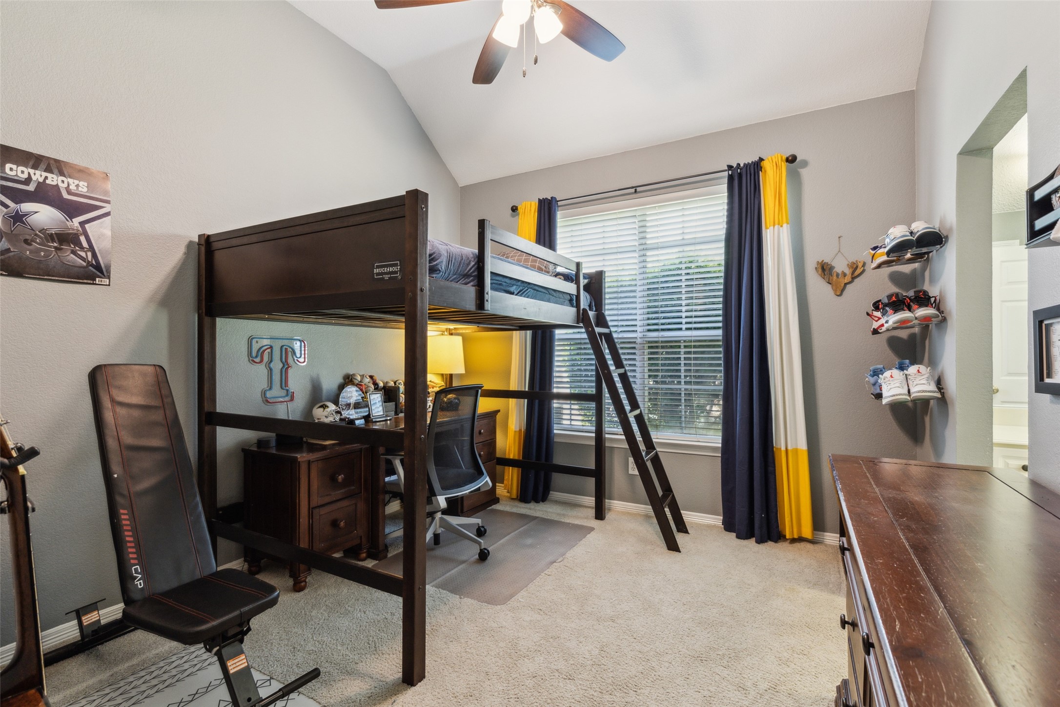 6408 Castlemere Drive