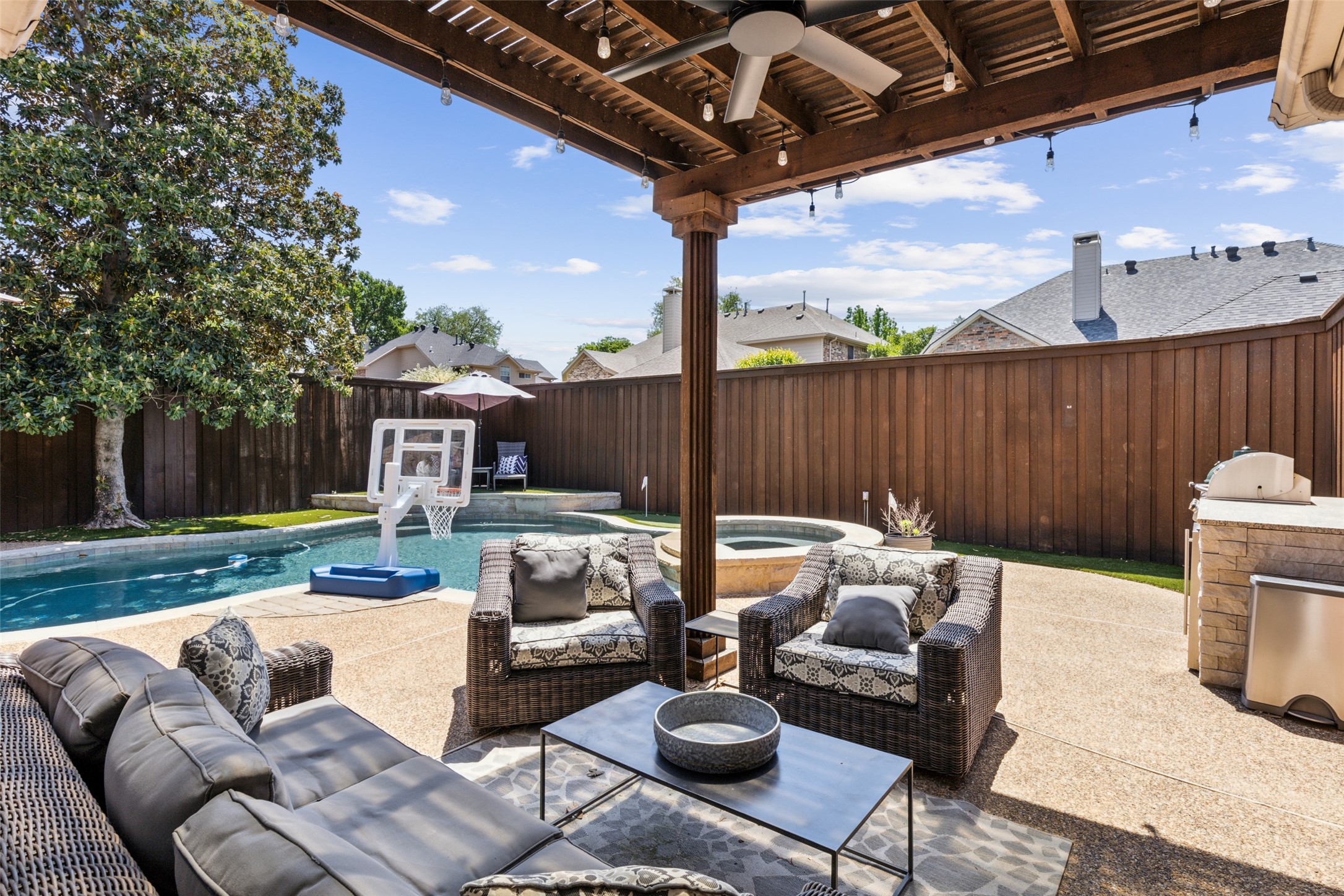 6408 Castlemere Drive