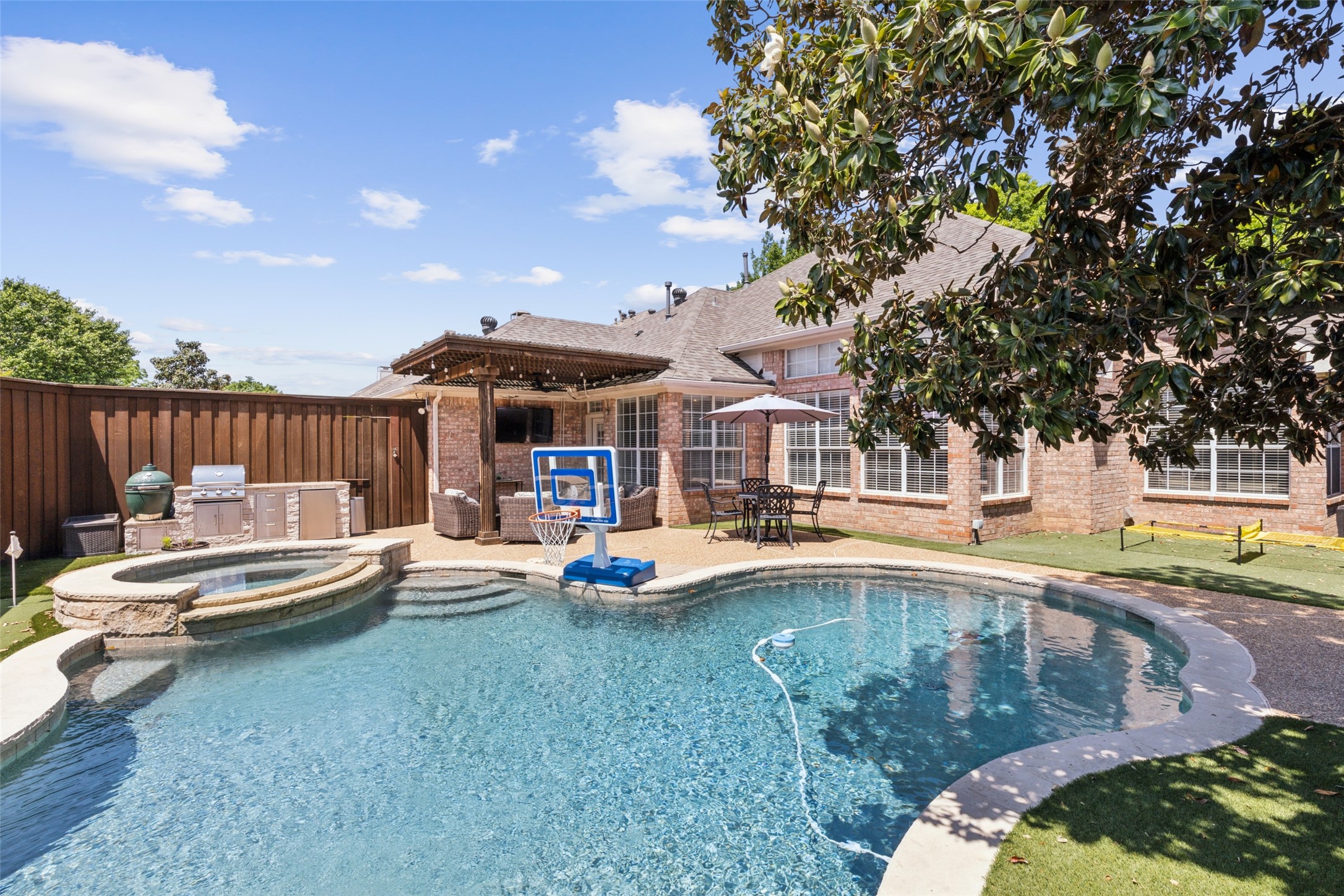 6408 Castlemere Drive