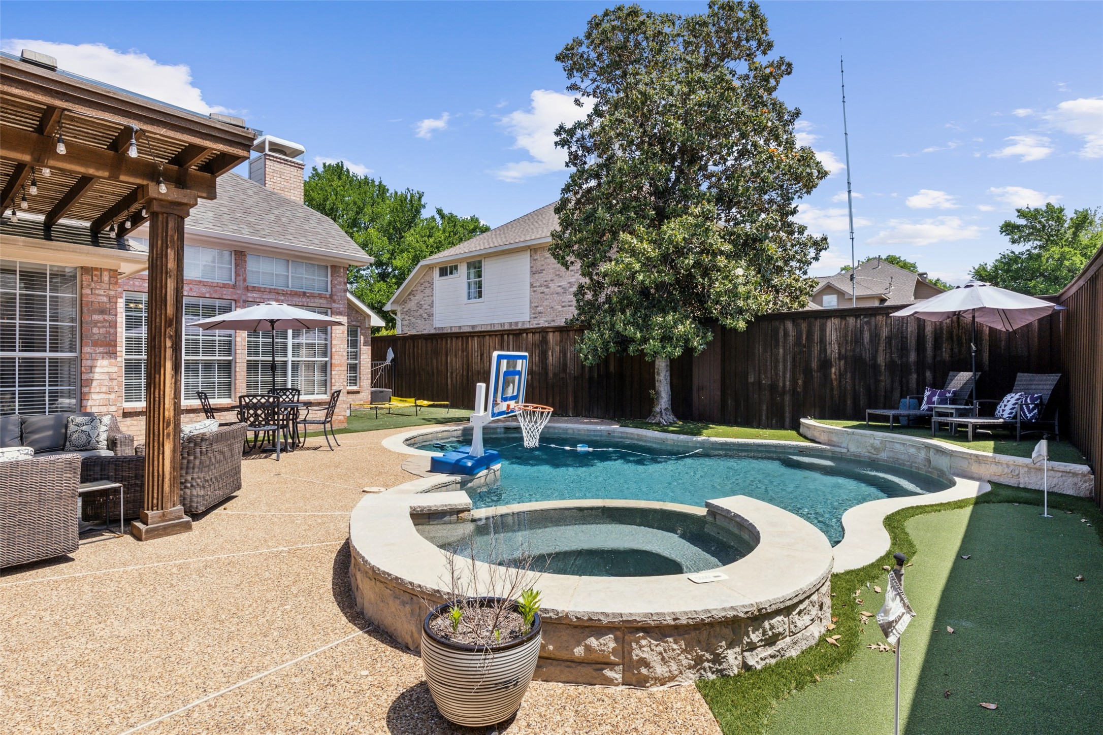 6408 Castlemere Drive