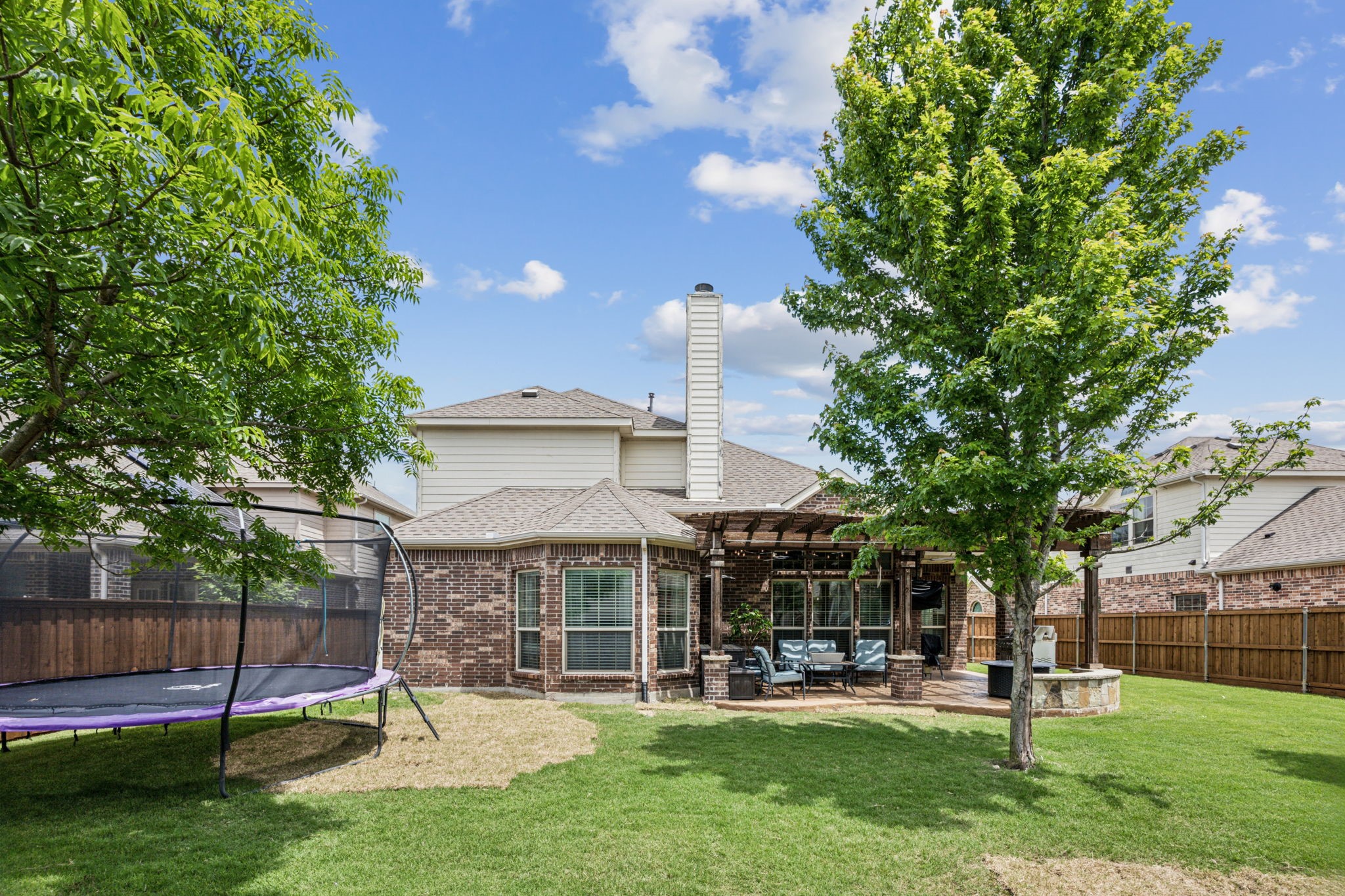 6701 Oceanview Drive