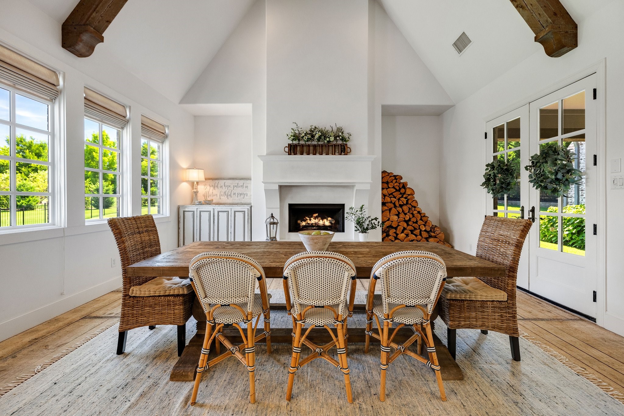 2701 Majestic Grove Lane