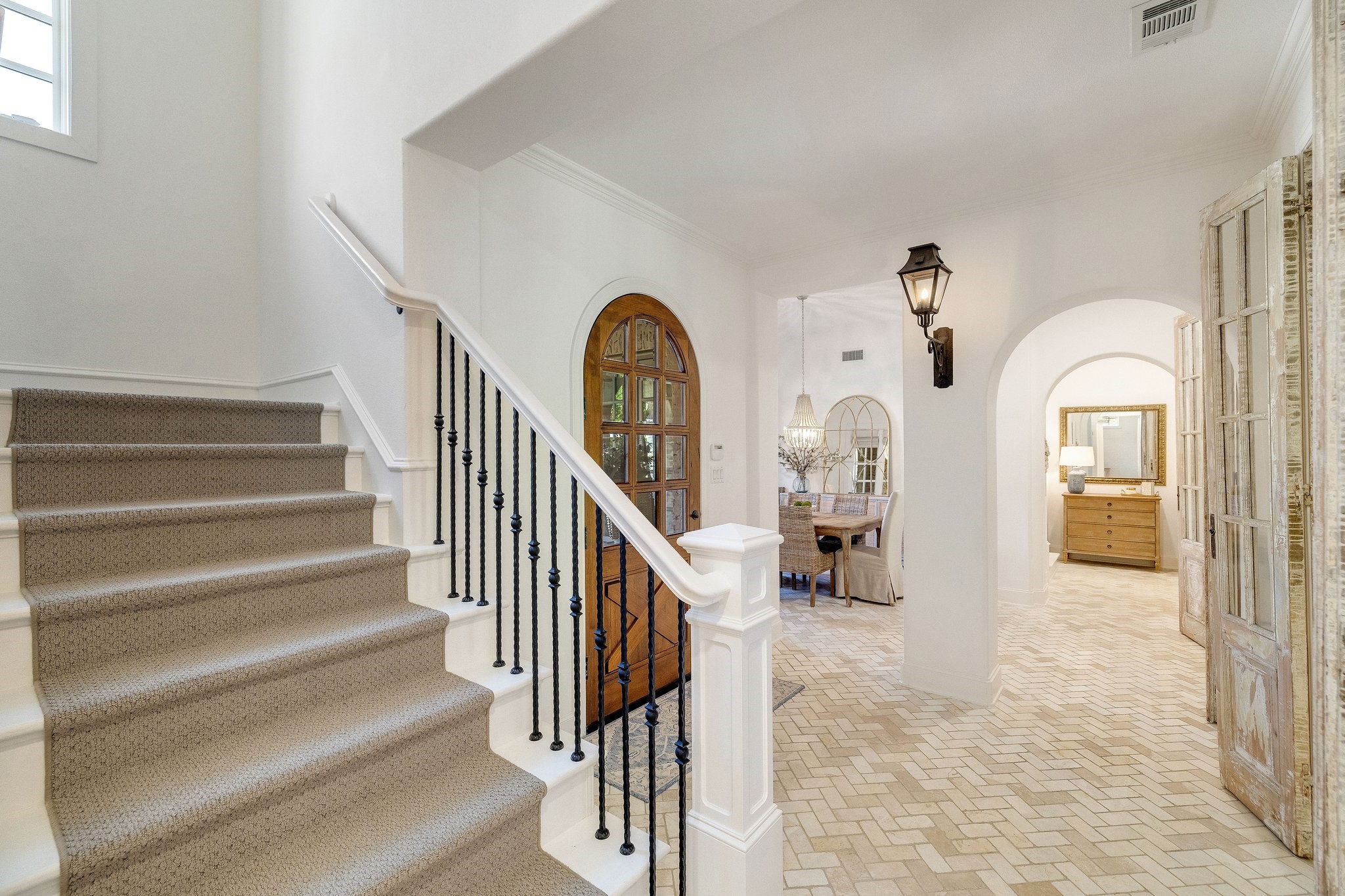 2701 Majestic Grove Lane
