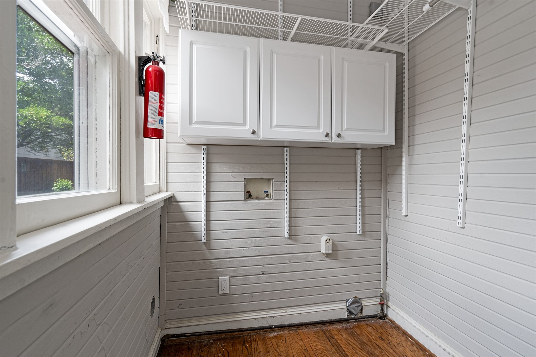 6843 Casa Loma Avenue