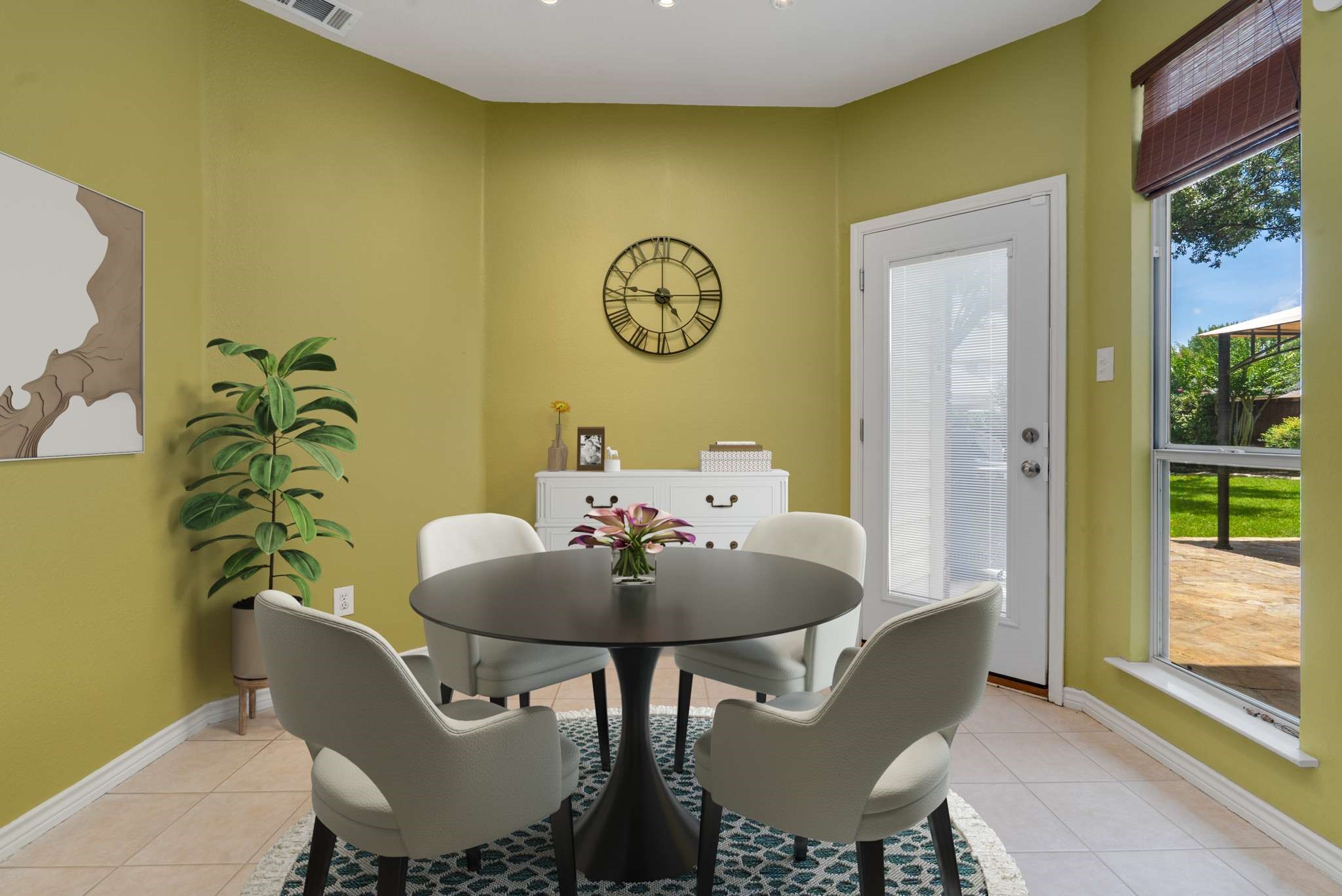 2713 Scarborough Lane